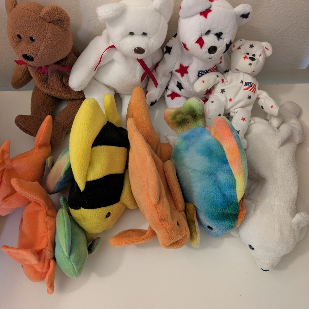 Colorful Beanie Baby Toy Set Featuring Original Beanie Babies